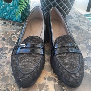 ROCKPORT Black and Gold Exotic print leather Comfort Penny Loafers SIZE …